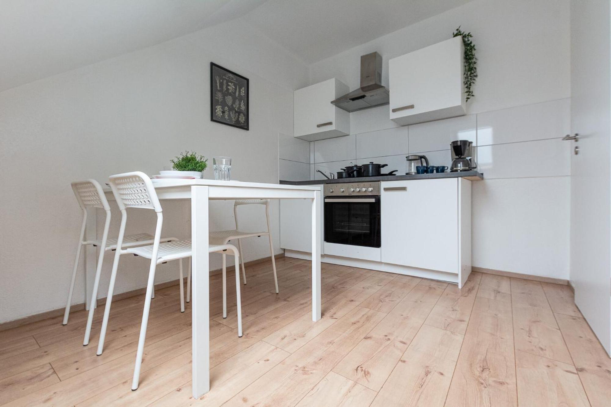 T&K Apartments - Apartments 20 Min To Messe Dus クレーフェルト エクステリア 写真