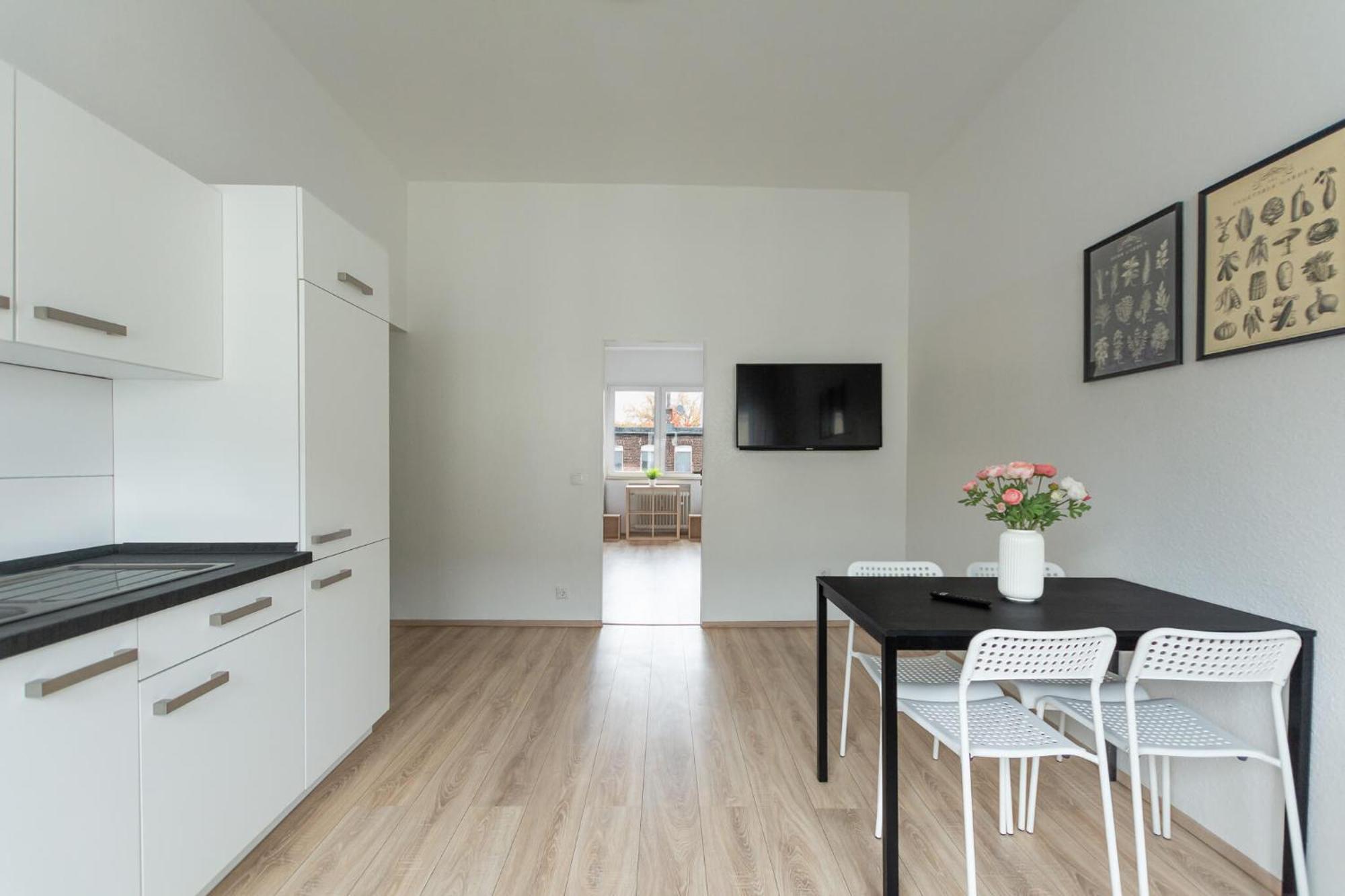 T&K Apartments - Apartments 20 Min To Messe Dus クレーフェルト エクステリア 写真