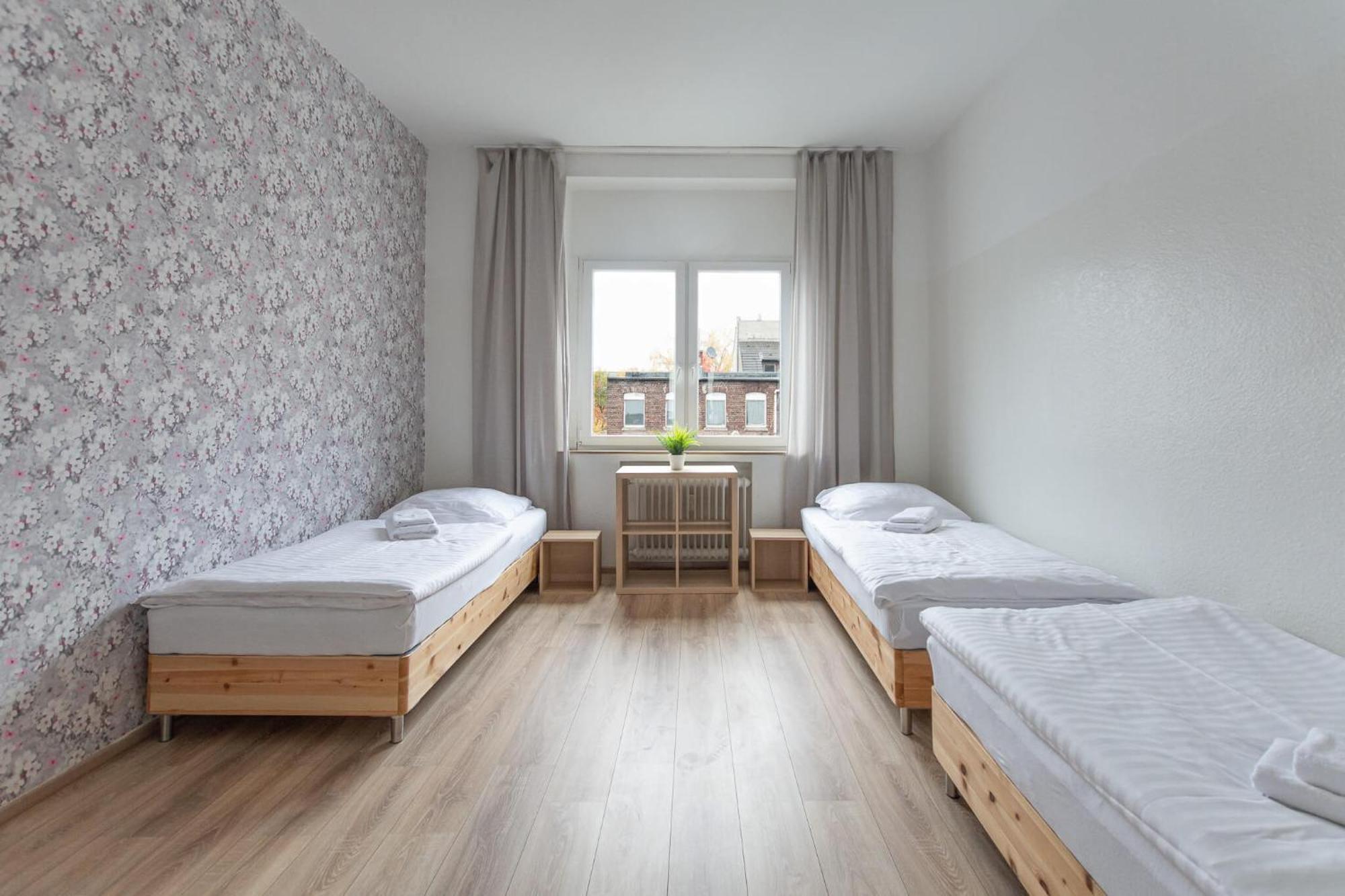 T&K Apartments - Apartments 20 Min To Messe Dus クレーフェルト エクステリア 写真